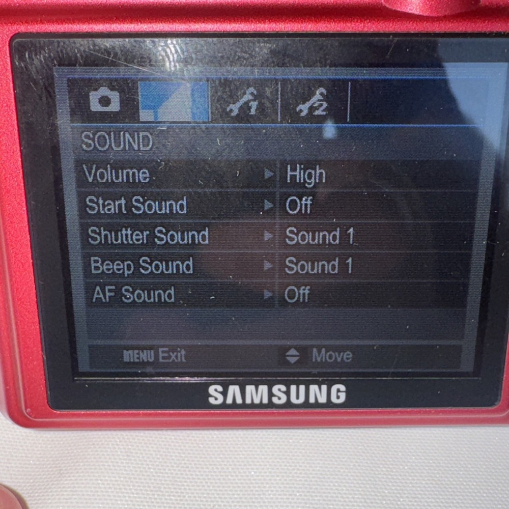 Samsung L Series L830 8MP Digital Camera Red With Battery & Charger, Working!! - Picture 9 of 16
